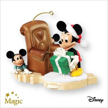 Hide 'n' Peek Mickey Mouse 2007 Hallmark Christmas Ornament QXD4209