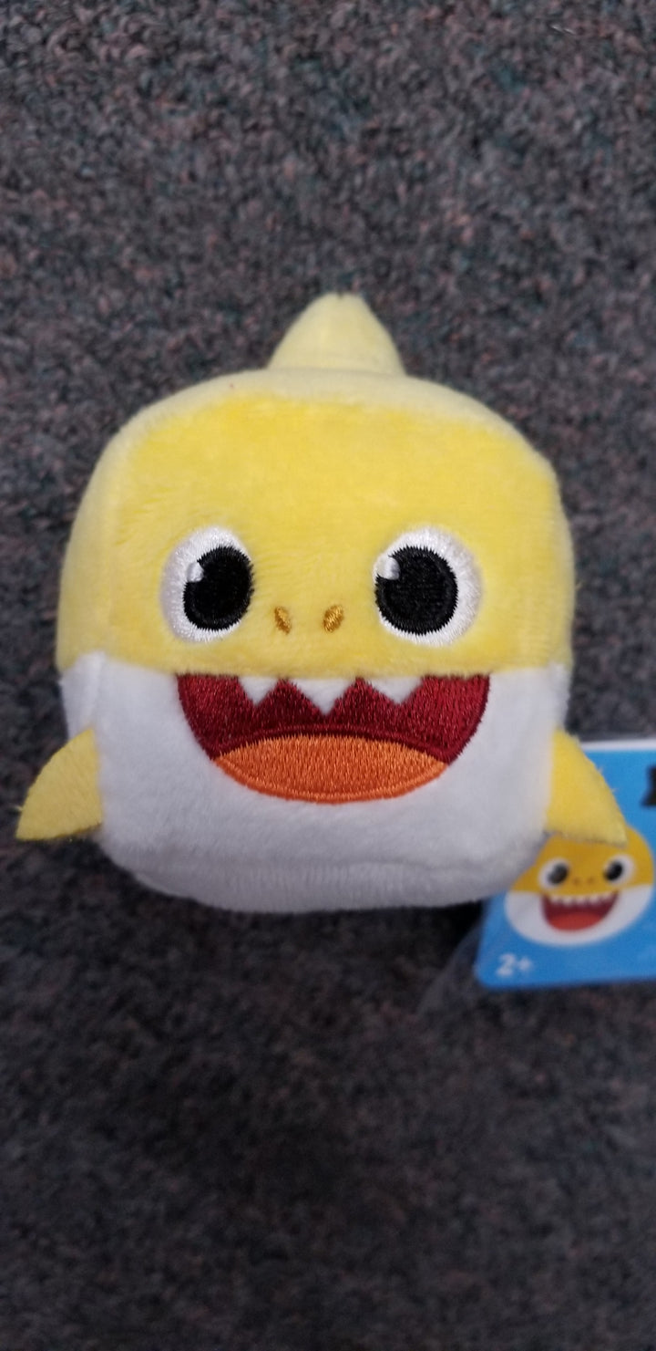 Shark Family Sound Cube-Yellow